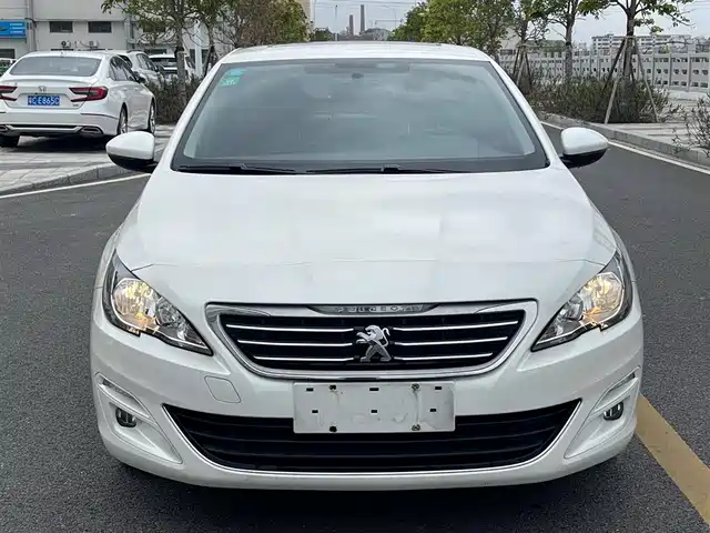 Peugeot Peugeot 408 Peugeot 408 2016 1.6t Automatic Luxury Version — фото