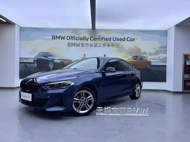 Bmw Bmw 1 Series Bmw 1 Series 2021 120i M Sports Night Edition — фото