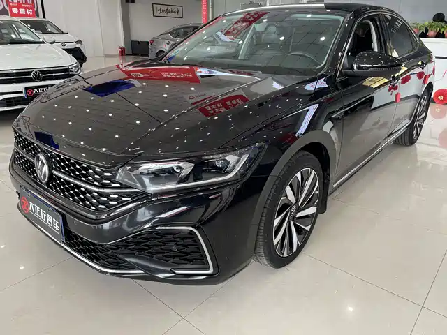 Volkswagen Passat Passat 2022 330tsi Starry Sky Deluxe Edition — фото