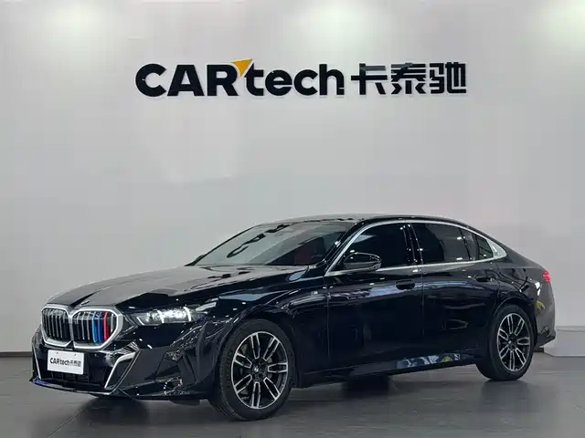 Bmw Bmw 5 Series Bmw 5 Series 2025 530li Leading M Sports Package — фото