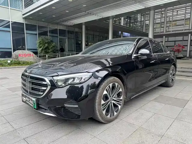 Mercedes-Benz Mercedes-Benz E-Class New Energy Mercedes-Benz E-Class New Energy 2024 E 350 E L Plug-In Hybrid Sedan — фото