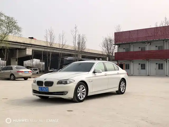 Bmw Bmw 5 Series Bmw 5 Series 2011 523li Luxury Model — фото