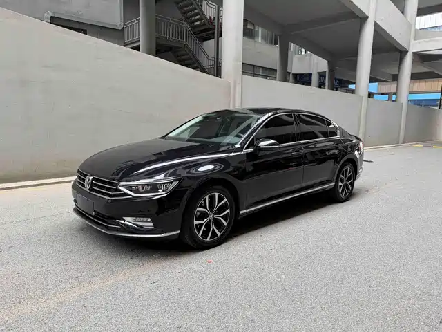 Volkswagen Magotan Magotan 2020 330tsi Dsg Leading Model