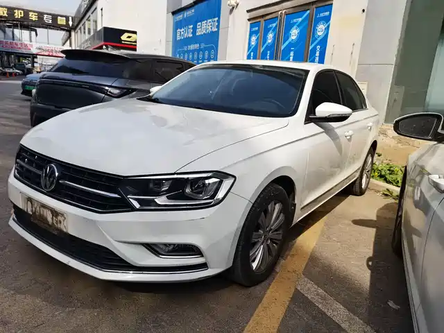Volkswagen Bora Bora 2018 1.5l Automatic Comfort Model — фото