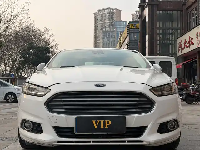 Ford Mondeo Mondeo 2013 2.0l Gtdi200 Luxury Model — фото