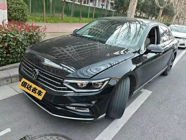 Volkswagen Magotan Magotan 2023 2 Million Commemorative Edition 330tsi Dsg Luxury Model — фото