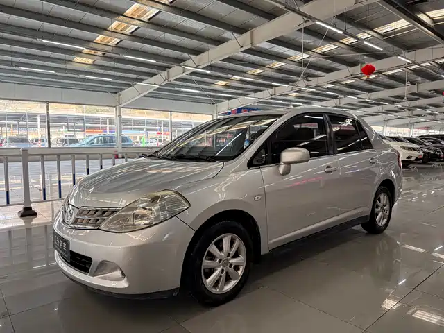 Nissan Tiida Tiida 2009 1.6l Automatic Technology Version — фото