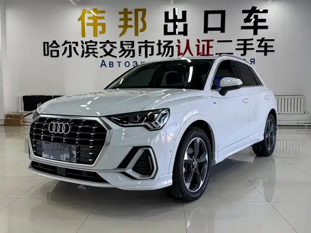 Audi Audi Q3 Audi Q3 2022 35 Tfsi Fashionable And Dynamic — фото