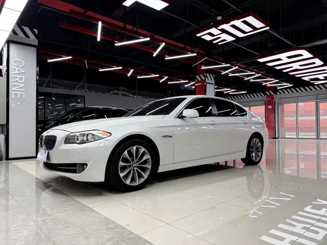 Bmw Bmw 5 Series Bmw 5 Series 2014 525li Luxury Design Package — фото