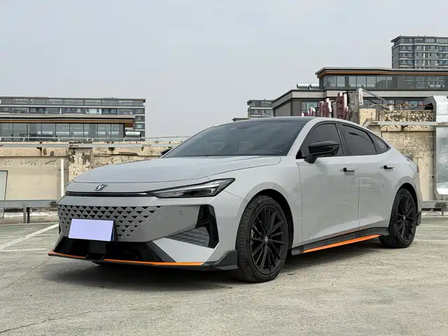 Chang'An Changan Uni-V Changan Uni-V 2024 1.5t Noble Sports Model — фото