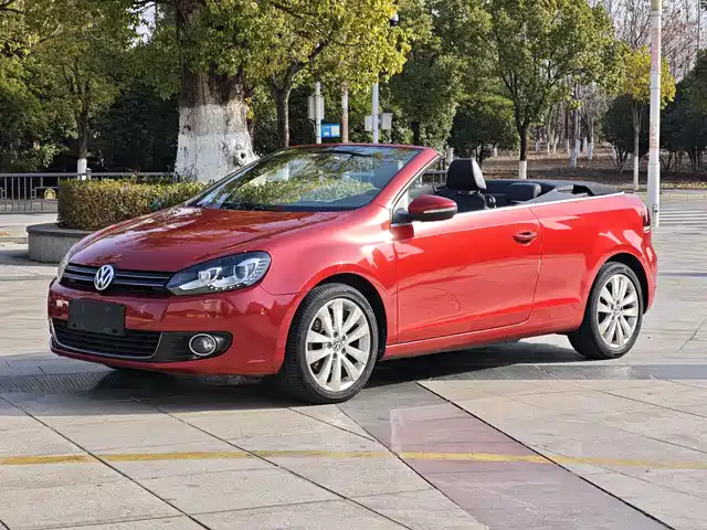 Volkswagen Golf (Imported) Golf Imported 2012 1.4tsi Luxury Convertible Version