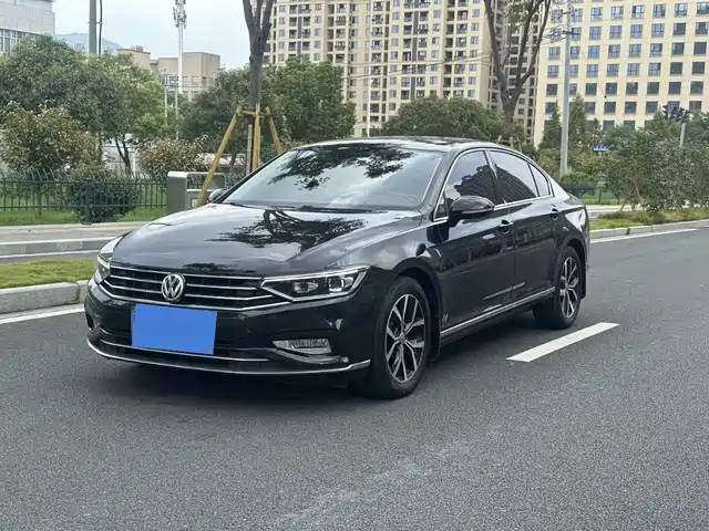 Volkswagen Magotan Magotan 2020 330tsi Dsg Leading Model