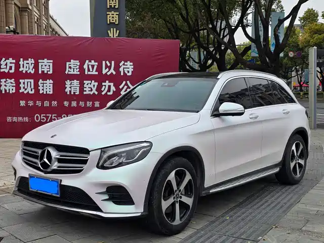 Mercedes-Benz Mercedes-Benz Glc Mercedes-Benz Glc 2018 Glc 260 4matic Luxury Model — фото