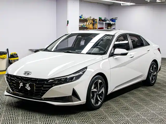 Hyundai Elantra Elantra 2022 1.5l Cvt Lux Premium Edition — фото