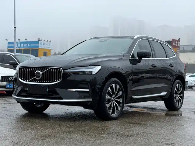 Volvo Volvo Xc60 Volvo Xc60 2024 B5 Four-Wheel Drive Zhiyuan Deluxe Edition