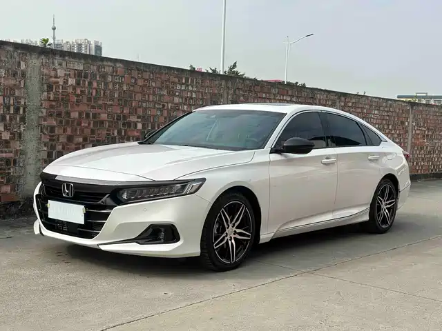 Honda Accord Accord 2022 260turbo Magic Night Premium Edition — фото