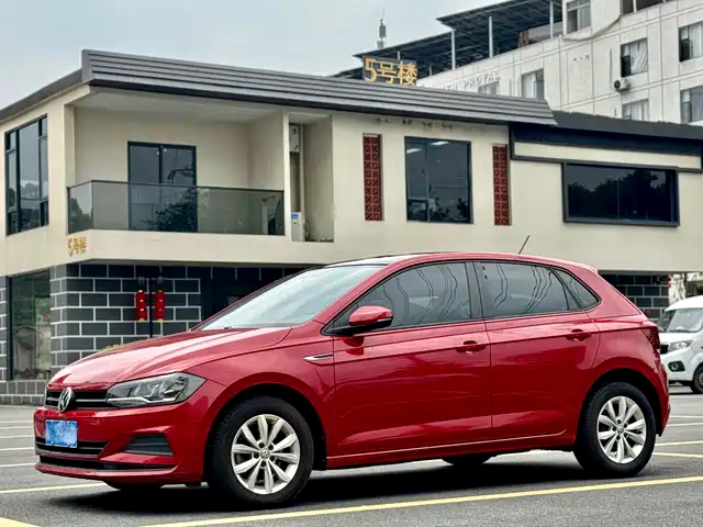 Volkswagen Polo Polo 2019 Plus 1.5l Automatic Colorful Technology Edition — фото