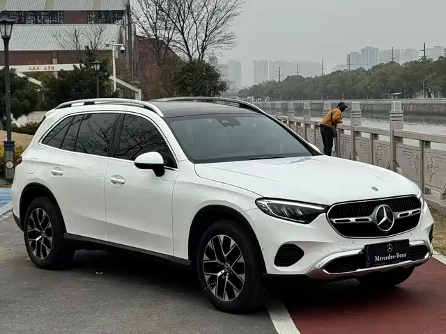 Mercedes-Benz Mercedes-Benz Glc Mercedes-Benz Glc 2024 Glc 260 L 4matic Dynamic 5-Seater
