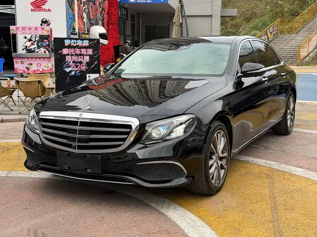 Mercedes-Benz Mercedes-Benz E-Class Mercedes-Benz E-Class 2019 Facelift E 300 L Luxury Model — фото