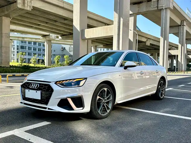 Audi Audi A4l Audi A4l 2020 40 Tfsi Luxury And Dynamic Model — фото