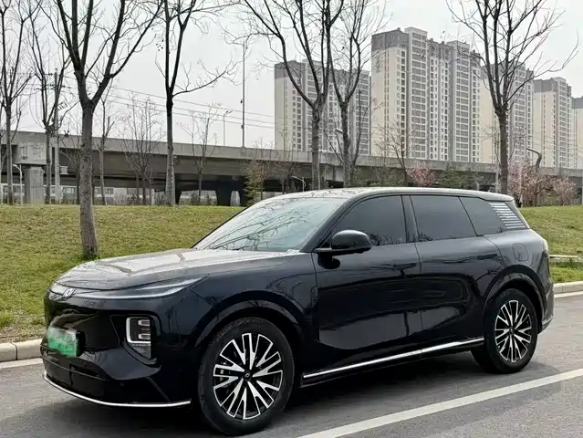 Changan Qiyuan Changan Qiyuan Q07 Changan Qiyuan Q07 2025 215 Flagship Model