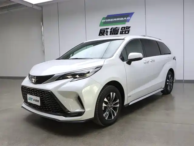 Toyota Gravia Grevia 2024 2.5l Hybrid Premium Plus Four-Wheel Drive Version — фото