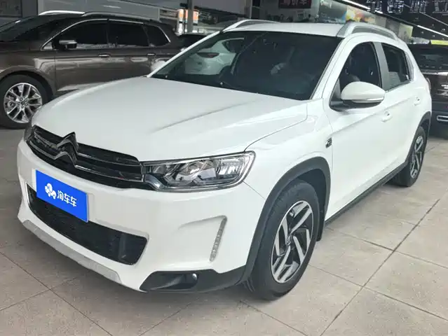 Citroën Citroën C3-Xr Citroen C3-Xr 2015 1.6l Automatic Pioneer