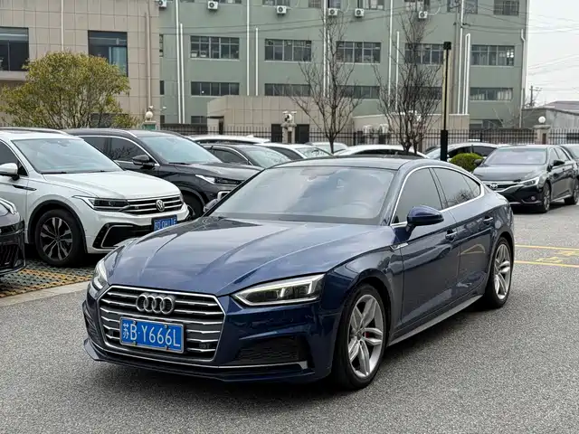 Audi Audi A5 (Imported) Audi A5 (Imported) 2017 Sportback 45 Tfsi Fashion Model — фото