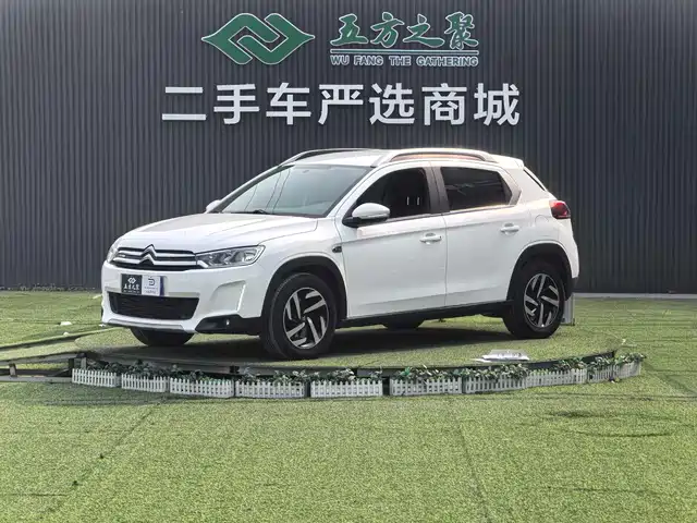 Citroën Citroën C3-Xr Citroen C3-Xr 2017 230thp Automatic Pioneer