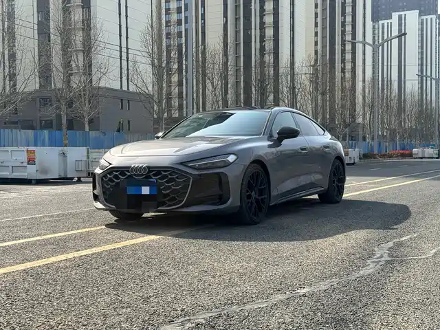 Audi Audi A5L Sportback Audi A5L Sportback 2026 TFSI 150kW exclusive quattro model — фото