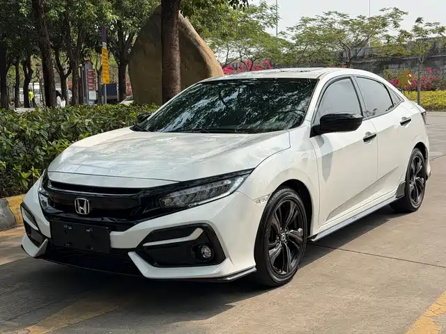 Honda Civic Civic 2021 Hatchback 220turbo Cvt Cool Control — фото