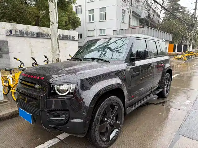 Land Rover Land Rover Defender Land Rover Defender 2024 110 5.0t V8