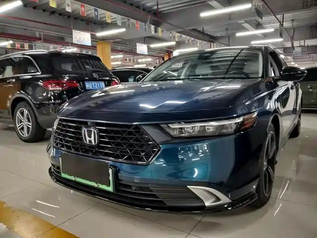 Honda Accord New Energy Accord New Energy 2023 2.0l E:Phev Flagship Version — фото