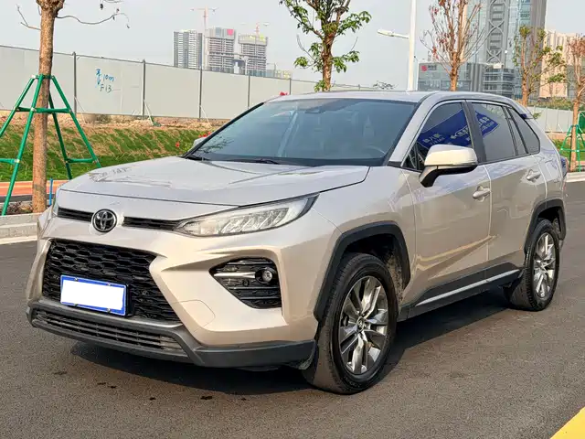 Toyota Willanda Wilanda 2022 2.0l Cvt Two-Wheel Drive Luxury Version — фото