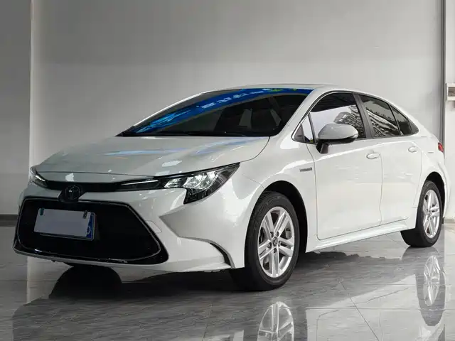 Toyota Lei Ling Ralink 2022 Dual Engine 1.8h E-Cvt Deluxe Edition — фото