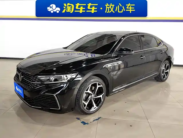 Volkswagen Passat Passat 2023 Facelift 330tsi Starry Sky Deluxe Edition — фото