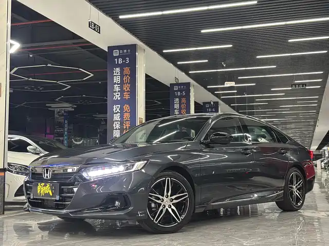 Honda Accord Accord 2022 260turbo Magic Night Premium Edition — фото