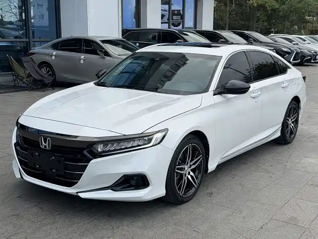 Honda Accord Accord 2022 260turbo Magic Night Premium Edition — фото