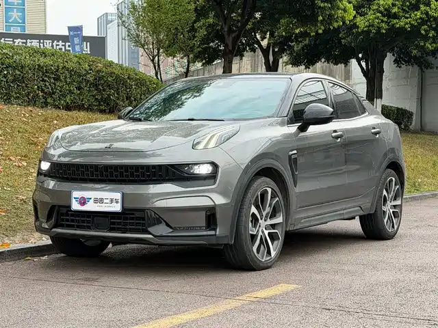Lynk & Co Lynk & Co 05 Lynk & Co 05 2020 2.0td Awd Plus — фото