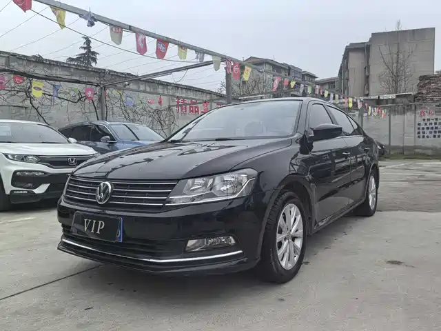 Volkswagen Lavida Lavida 2015 1.6l Automatic Comfort Version