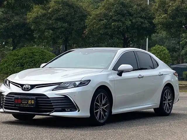 Toyota Camry Camry 2021 2.5g Deluxe Edition — фото