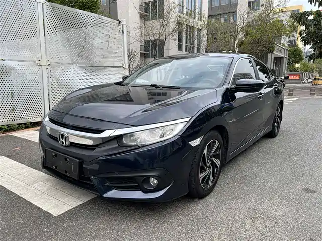Honda Civic Civic 2016 220turbo Cvt Deluxe Edition — фото