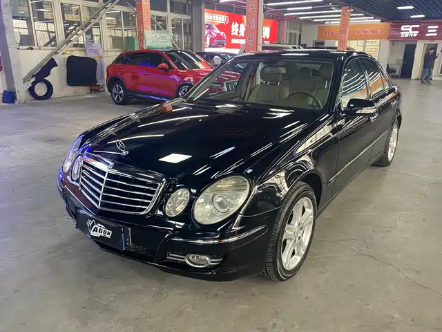 Mercedes-Benz Mercedes-Benz E-Class Mercedes-Benz E-Class 2008 E 230 Fashion Model — фото