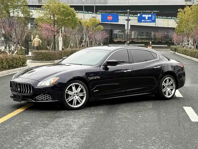 Maserati President President 2015 3.0t Standard Model — фото