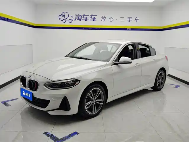 Bmw Bmw 1 Series Bmw 1 Series 2021 120i M Sports Edition — фото