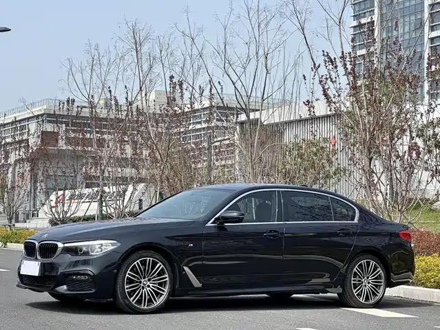 Bmw Bmw 5 Series Bmw 5 Series 2019 530li Leading M Sports Package — фото