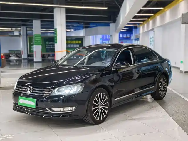 Volkswagen Passat Passat 2014 1.8tsi Dsg Royal Edition
