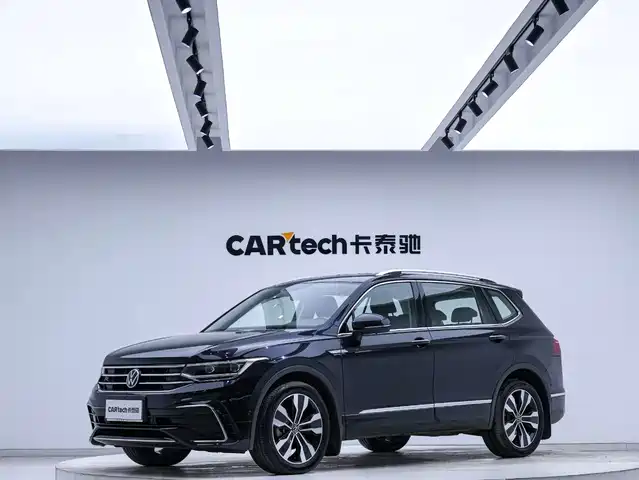 Volkswagen Tiguan L Tiguan L 2022 330tsi Automatic Two-Wheel Drive R-Line Version — фото