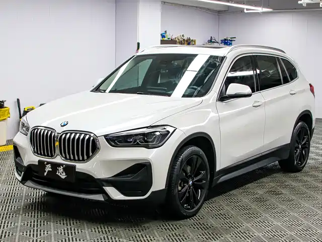 Bmw Bmw X1 Bmw X1 2022 Sdrive20li Fashion Model — фото