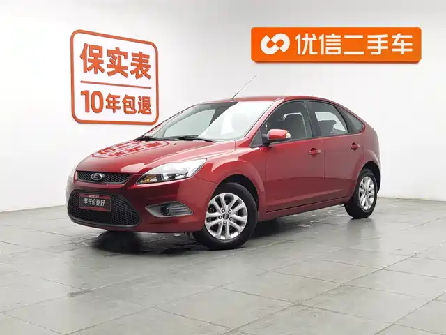 Ford Fox Focus 2013 Hatchback Classic 1.8l Manual Basic Model